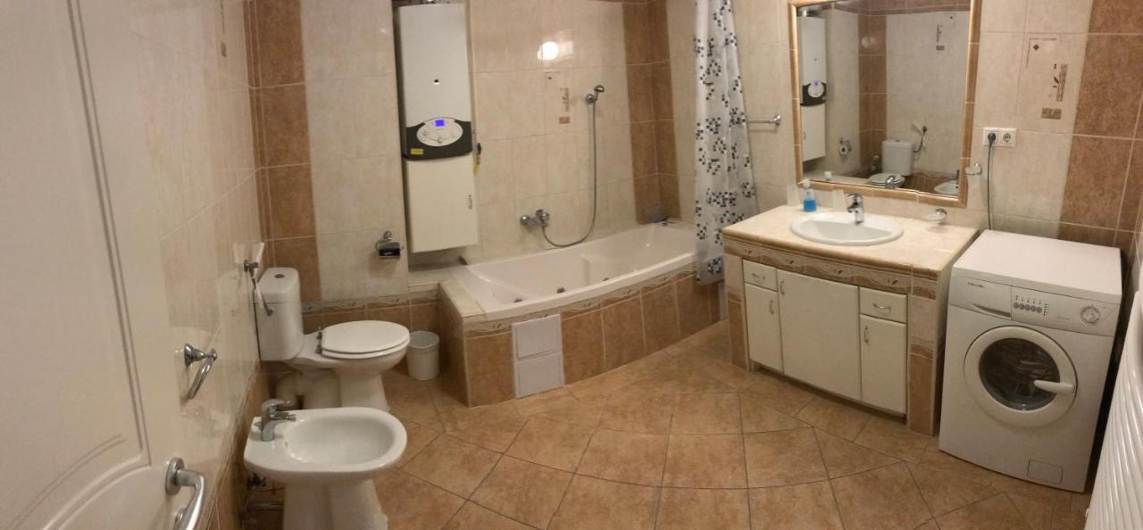 Apartment Lotusz In