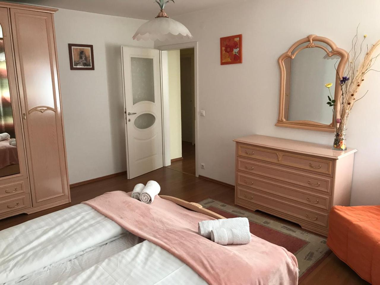 Lotusz In Apartment