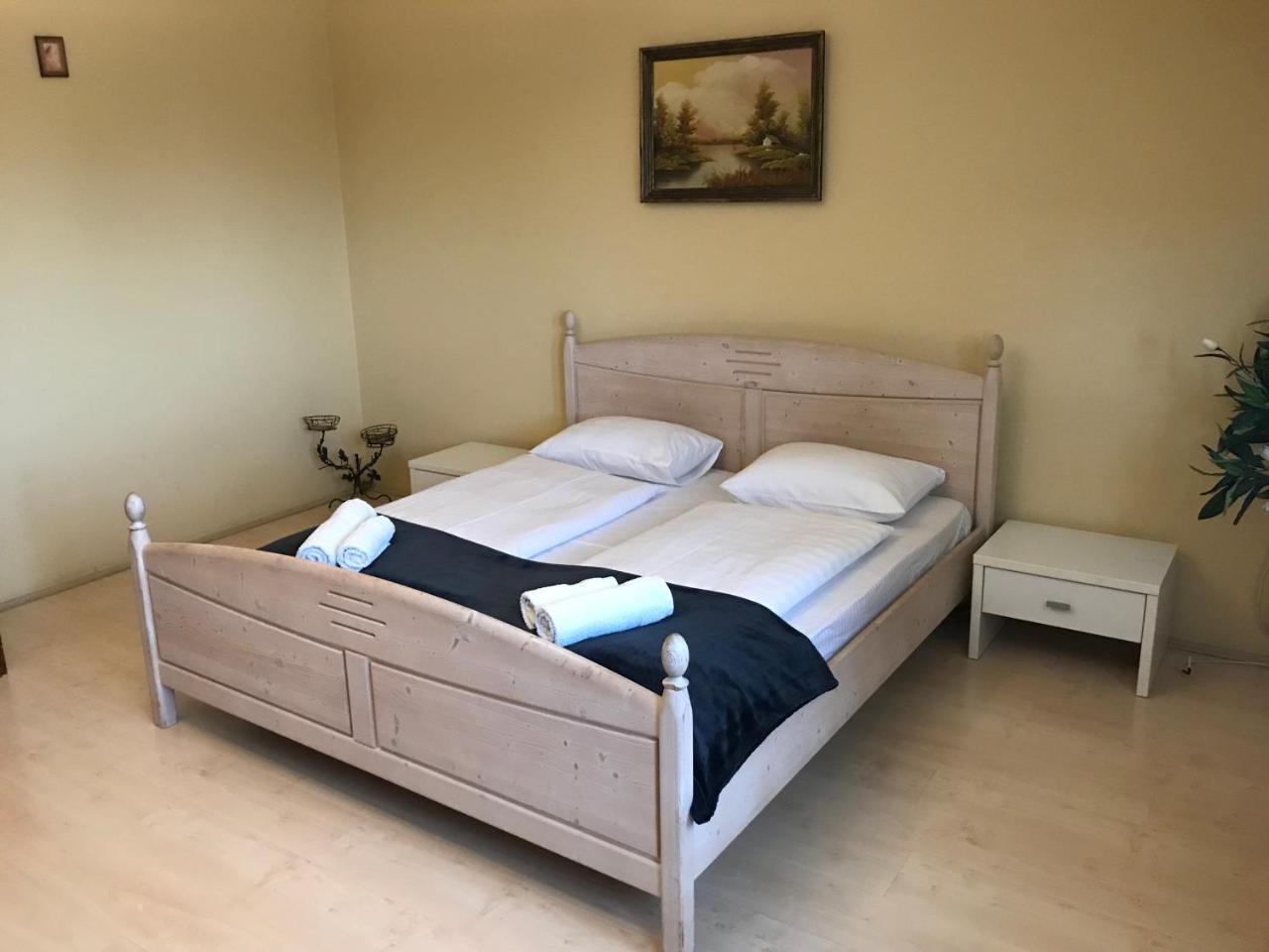 Apartment Lotusz In *