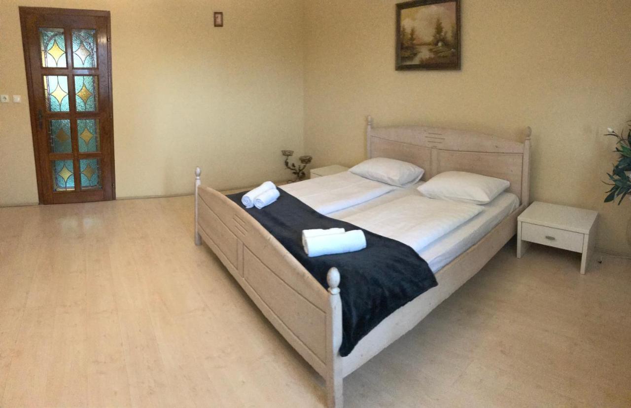 Apartment Lotusz In